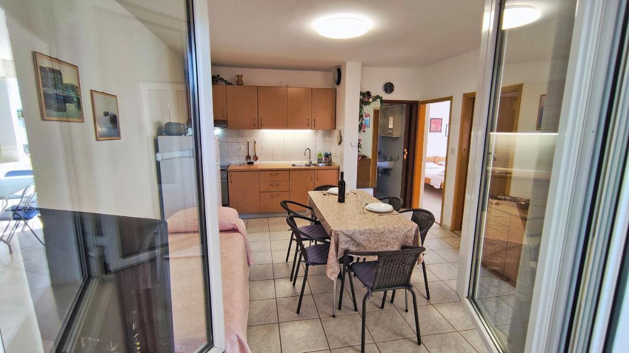 Apartment Amigo Селине Екстер'єр фото