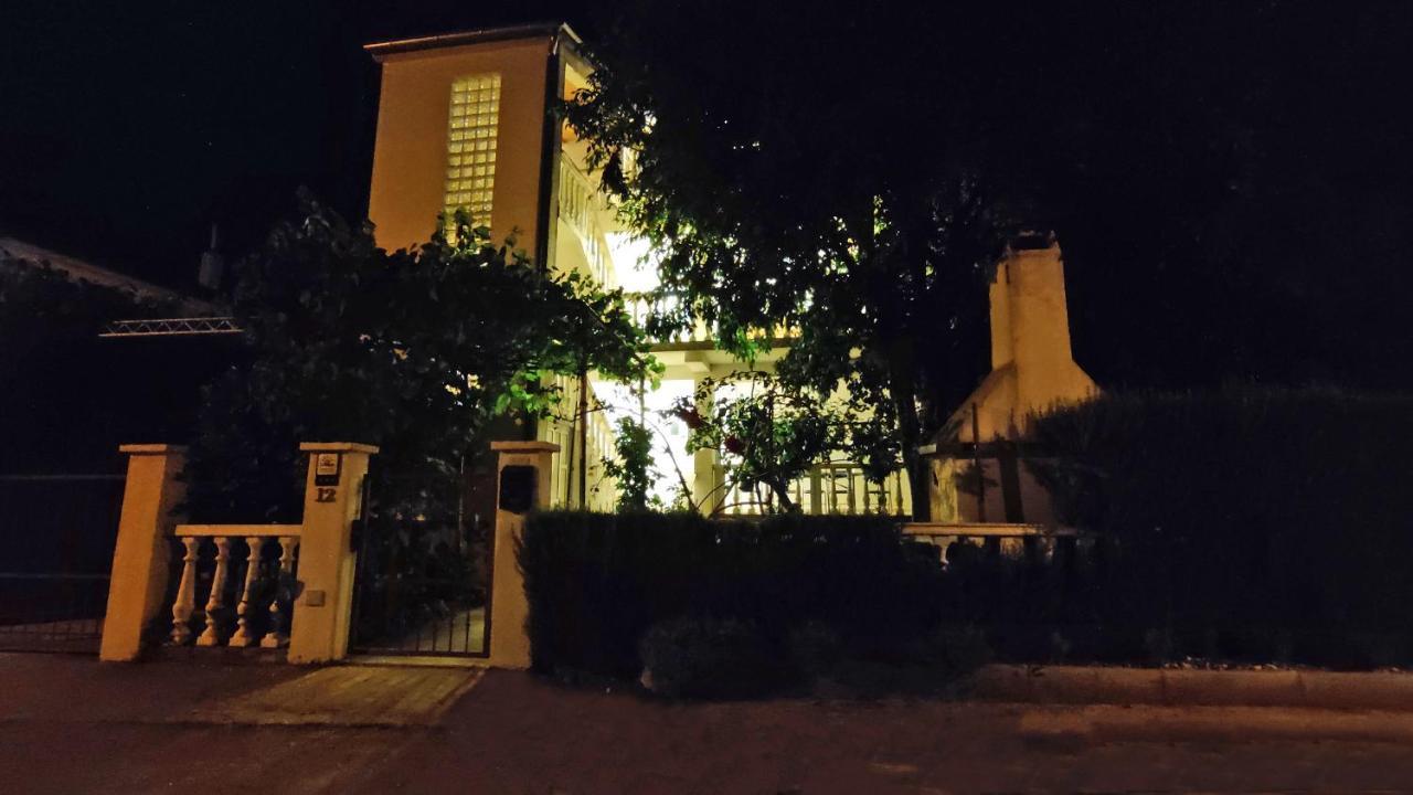 Apartment Amigo Селине Екстер'єр фото