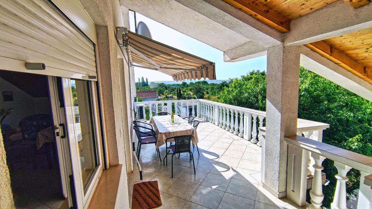 Apartment Amigo Селине Екстер'єр фото